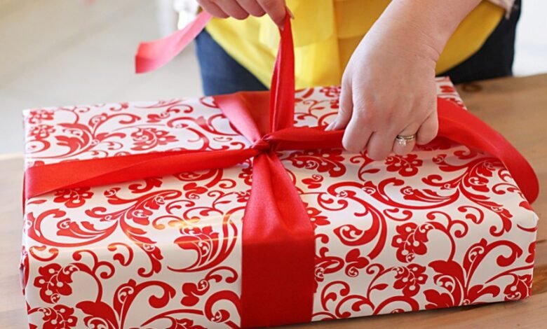 List Of Heart Winning Gifts To Impress Your Loved ones On Her Birthday 1 Birthday Gift at GiftaLove e1470403690427